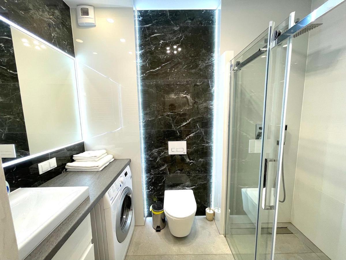 Apartament Superior Blue Przy Plazy- Free Pool, Saunas, Jacuzzi, Fitness, Salzgrotte Kolobrzeg Exterior photo